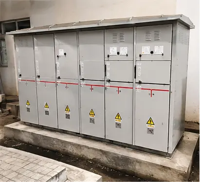 Metal-enclosed 33 kV ring main unit with cable compartments installed indoors